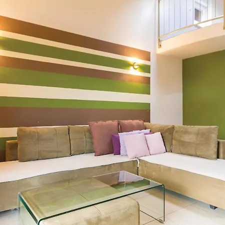 Cozy In With Kitchen 펜션 메덜린