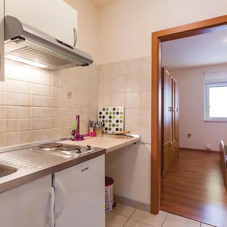 펜션 Cozy In With Kitchen 메덜린