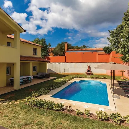 펜션 Cozy In With Kitchen