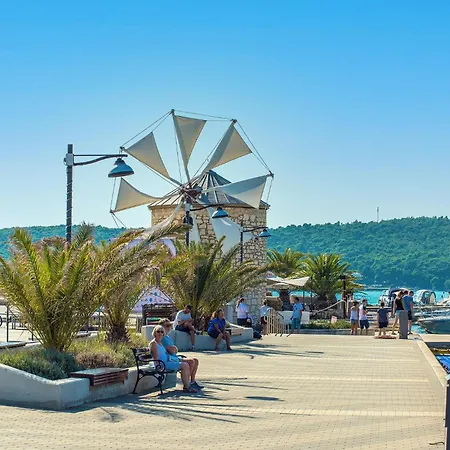 Cozy In With Kitchen 펜션