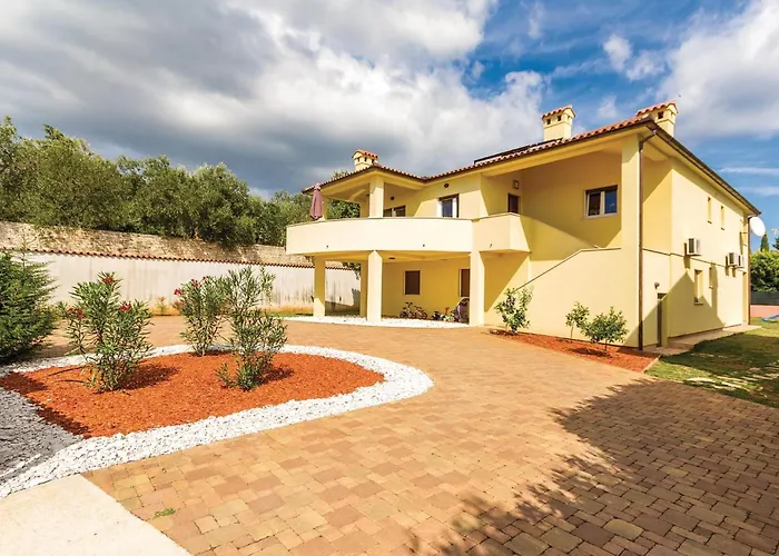 Prázdninový dům Cozy In With Kitchen Medulin